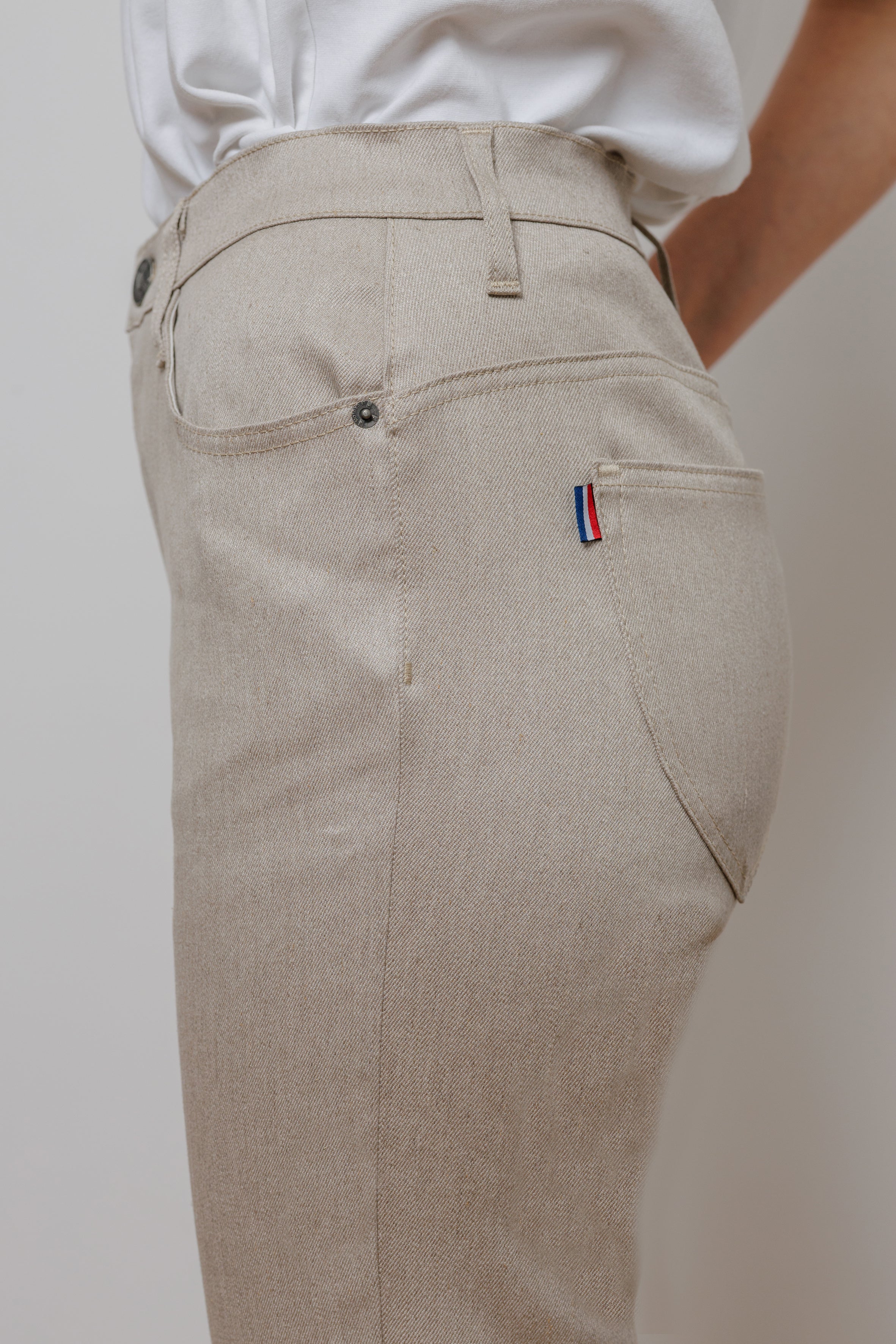 Jean pour femme Bona en 74 % lin / 23 % coton bio / 3 % élasthanne, coloris naturel, photo 4 sur 4, Le Gaulois Jeans