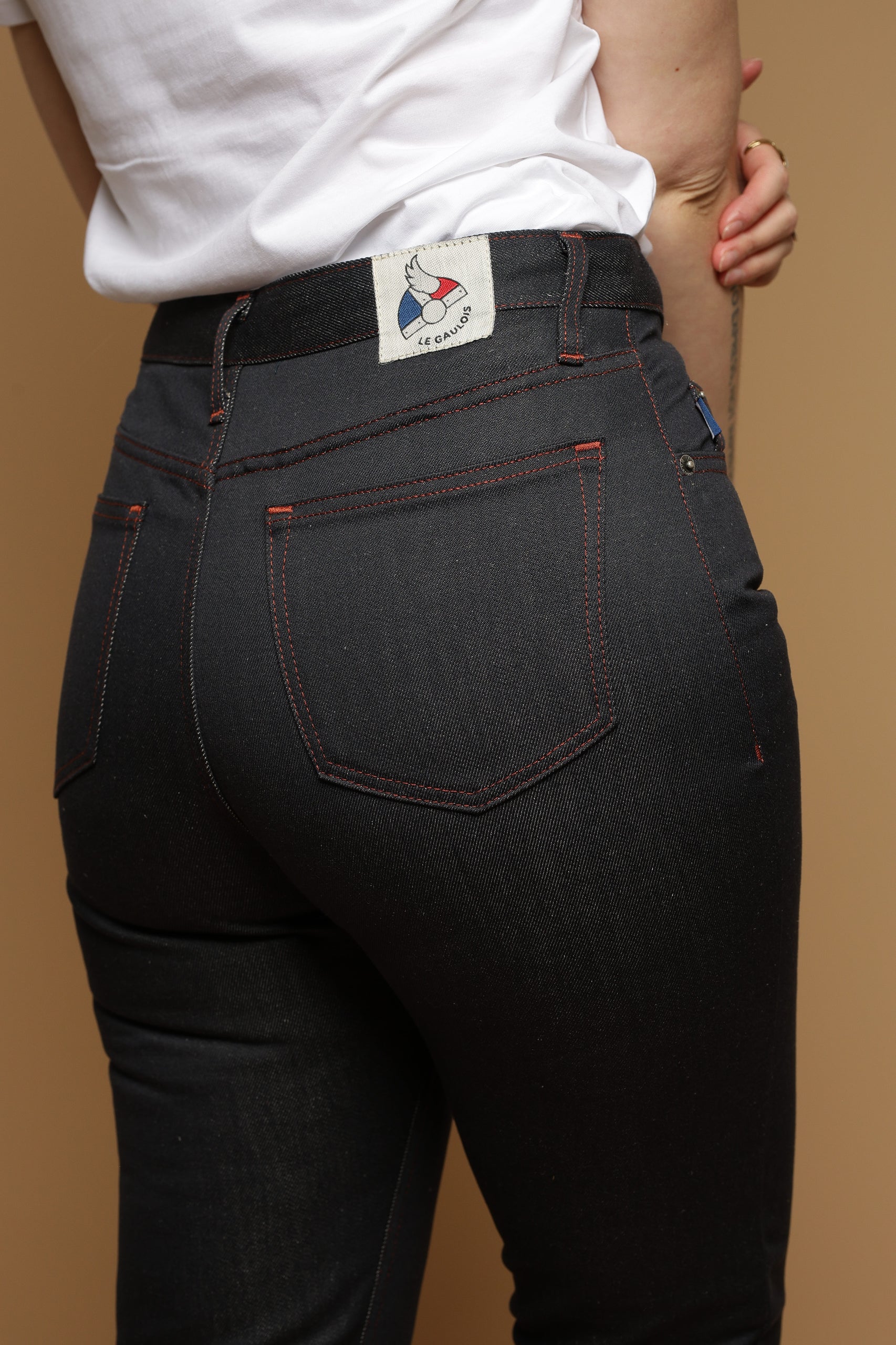 Jean pour femme Tarba en 62 % coton bio / 38 % lin, coloris lin naturel, photo 2 sur 3, Le Gaulois Jeans
