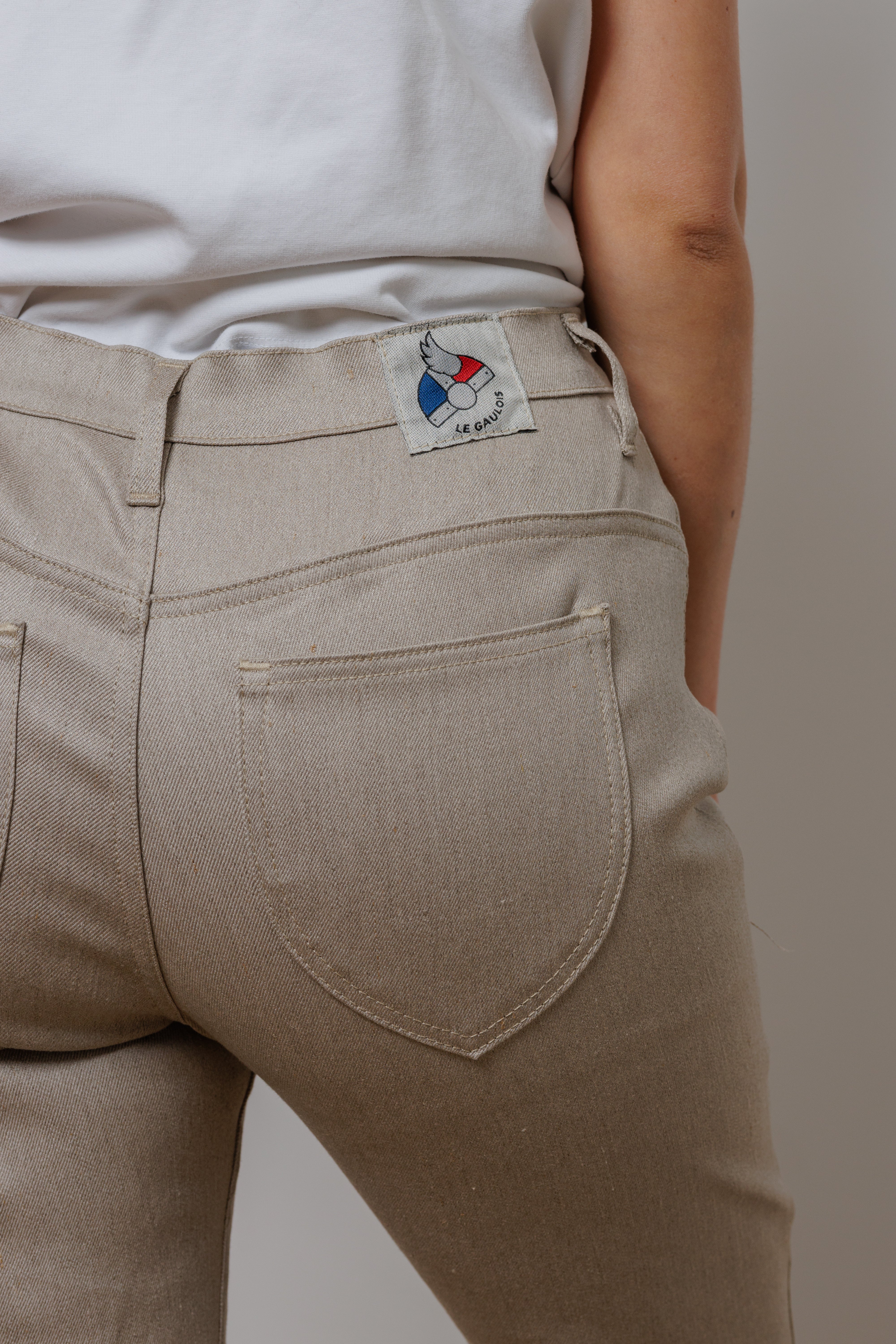 Jean pour femme Bona en 74 % lin / 23 % coton bio / 3 % élasthanne, coloris naturel, photo 2 sur 4, Le Gaulois Jeans